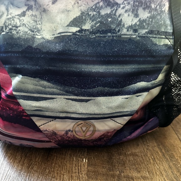 Lvivva by lululemon backpack - Picture 3 of 7